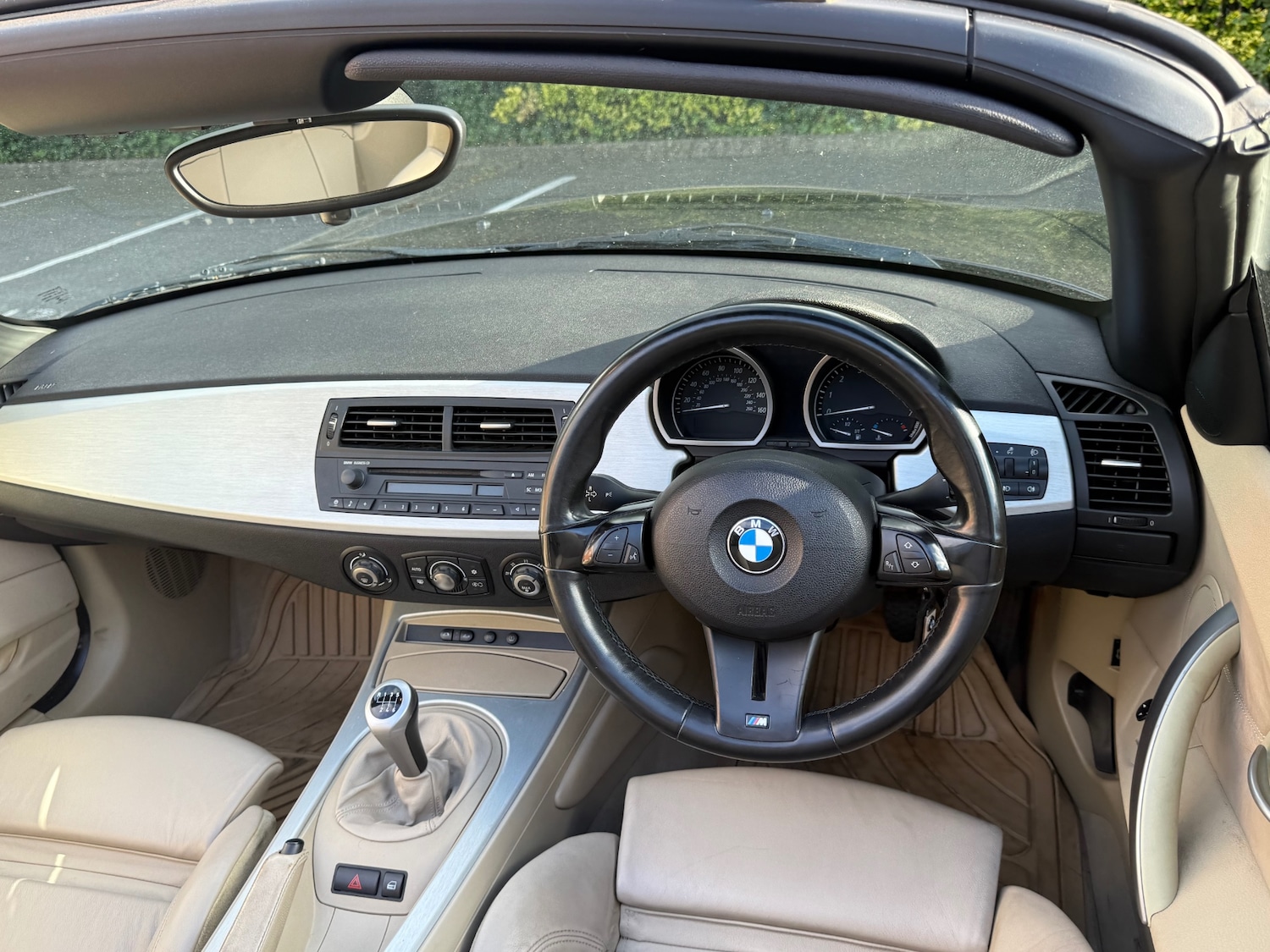 BMW Z4 2.0i Sport Convertible 2dr Petrol Manual Euro 4 (150 ps) — photo 25 of 40