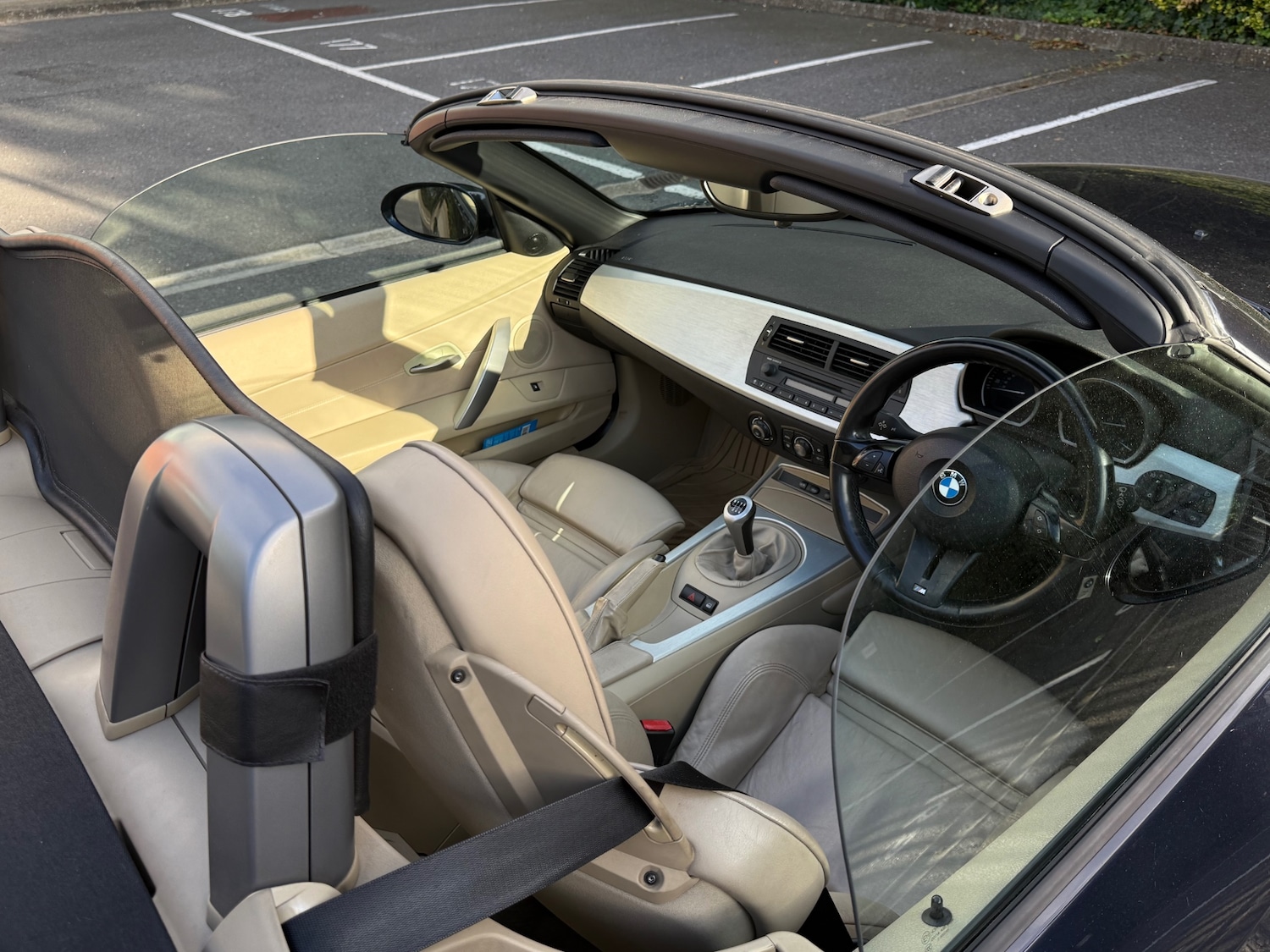 BMW Z4 2.0i Sport Convertible 2dr Petrol Manual Euro 4 (150 ps) — photo 27 of 40