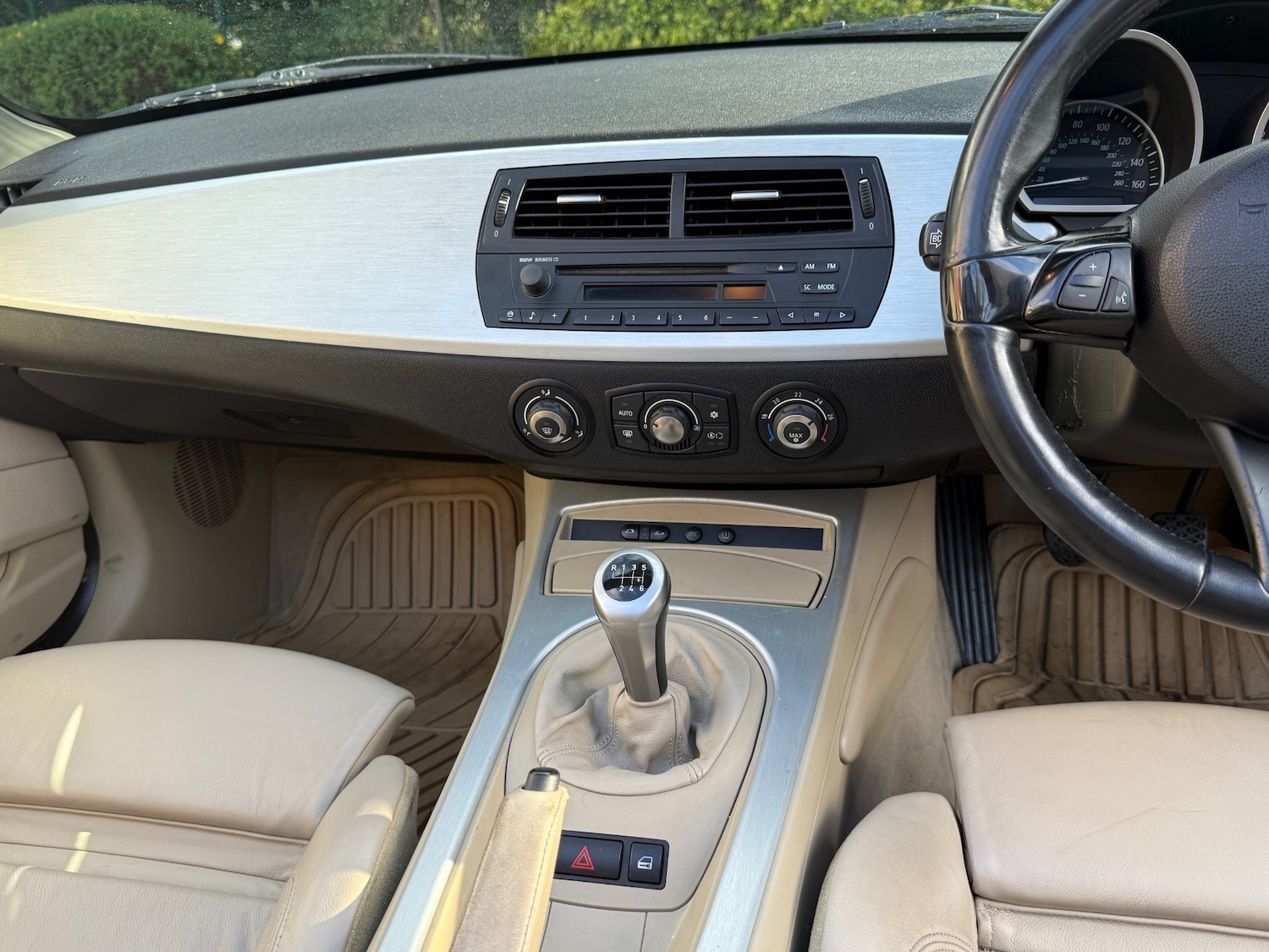 BMW Z4 2.0i Sport Convertible 2dr Petrol Manual Euro 4 (150 ps) — photo 30 of 40