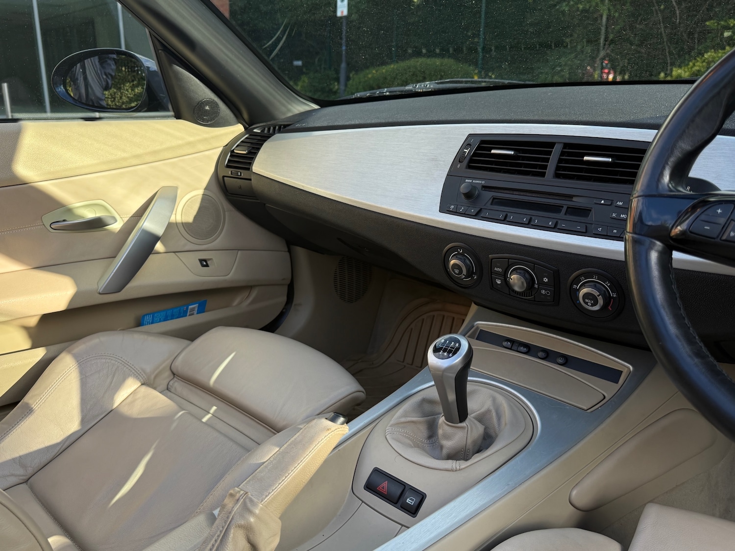 BMW Z4 2.0i Sport Convertible 2dr Petrol Manual Euro 4 (150 ps) — photo 31 of 40