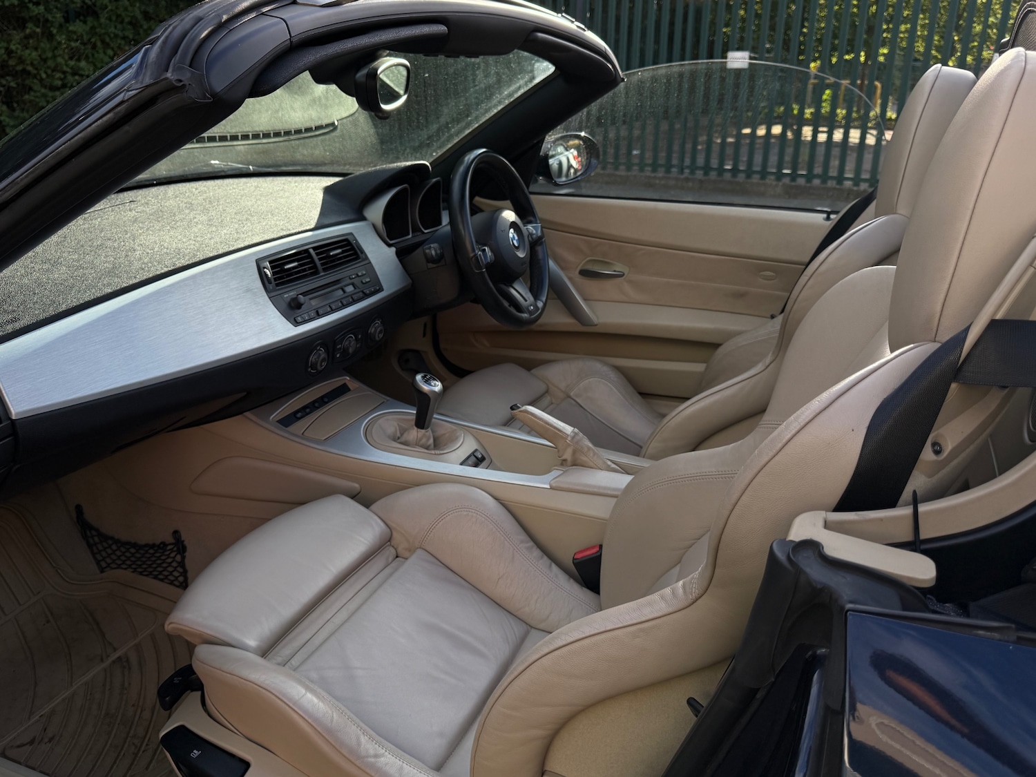 BMW Z4 2.0i Sport Convertible 2dr Petrol Manual Euro 4 (150 ps) — photo 39 of 40