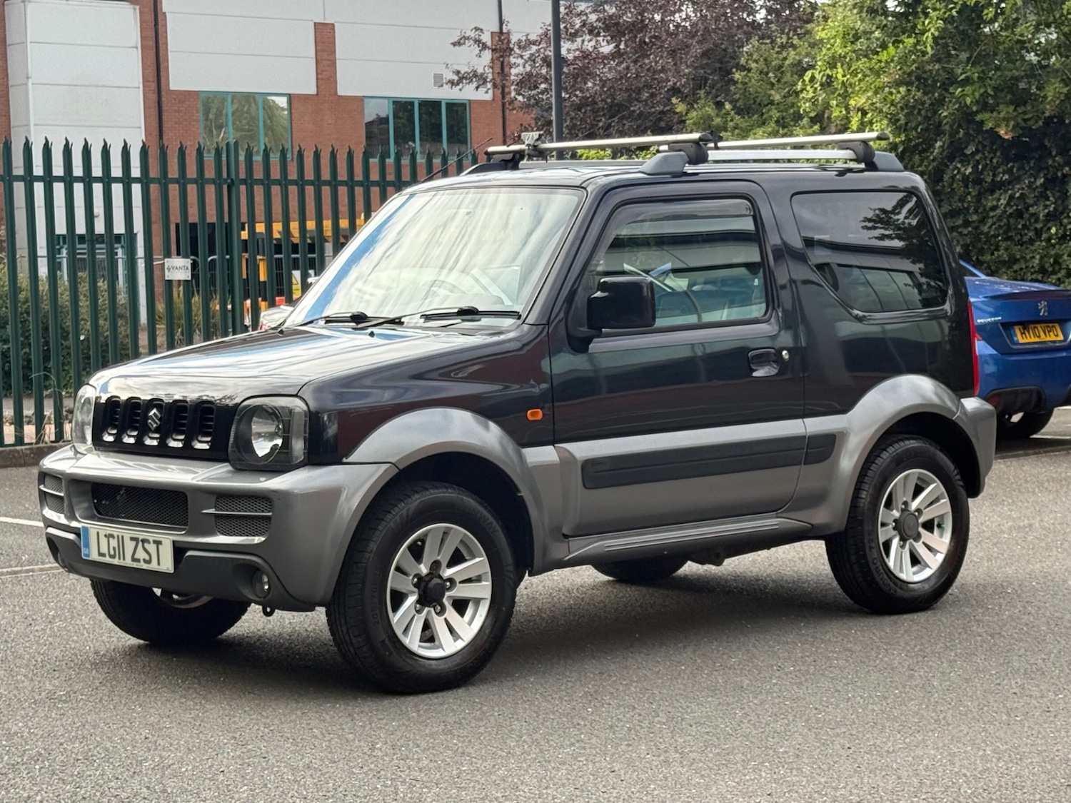 Suzuki Jimny 1.3 SZ4 SUV 3dr Petrol Automatic (181 g/km, 83 bhp) — photo 9 of 46