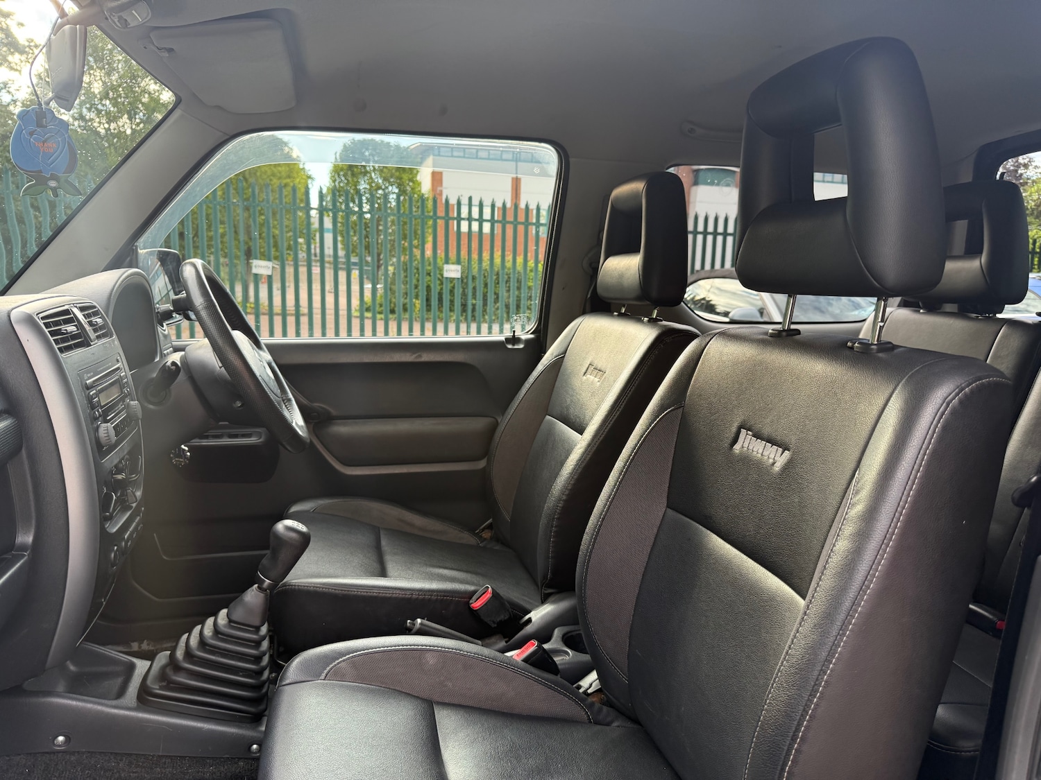 Suzuki Jimny 1.3 SZ4 SUV 3dr Petrol Automatic (181 g/km, 83 bhp) — photo 21 of 46