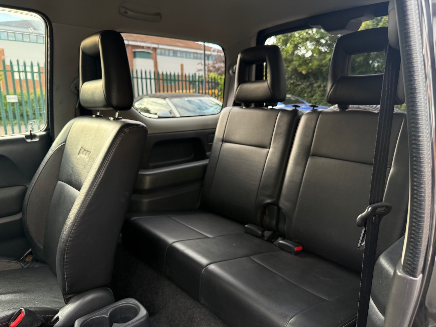Suzuki Jimny 1.3 SZ4 SUV 3dr Petrol Automatic (181 g/km, 83 bhp) — photo 27 of 46