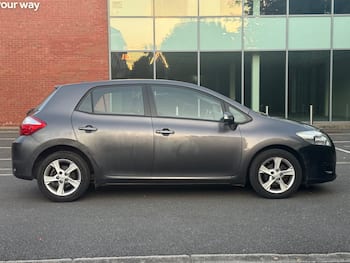 Used Toyota Auris 2011 for sale - 79597108: Photo