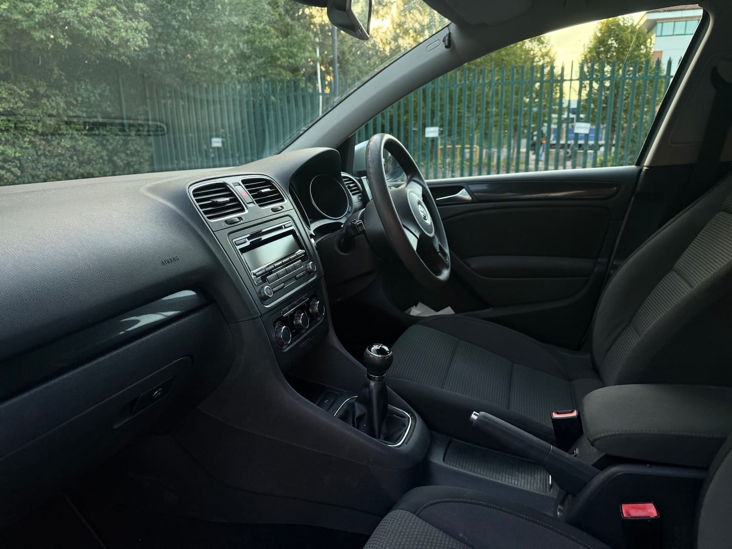 Volkswagen Golf 2.0 TDI SE Hatchback 5dr Diesel Manual Euro 5 (110 ps) — photo 13 of 32