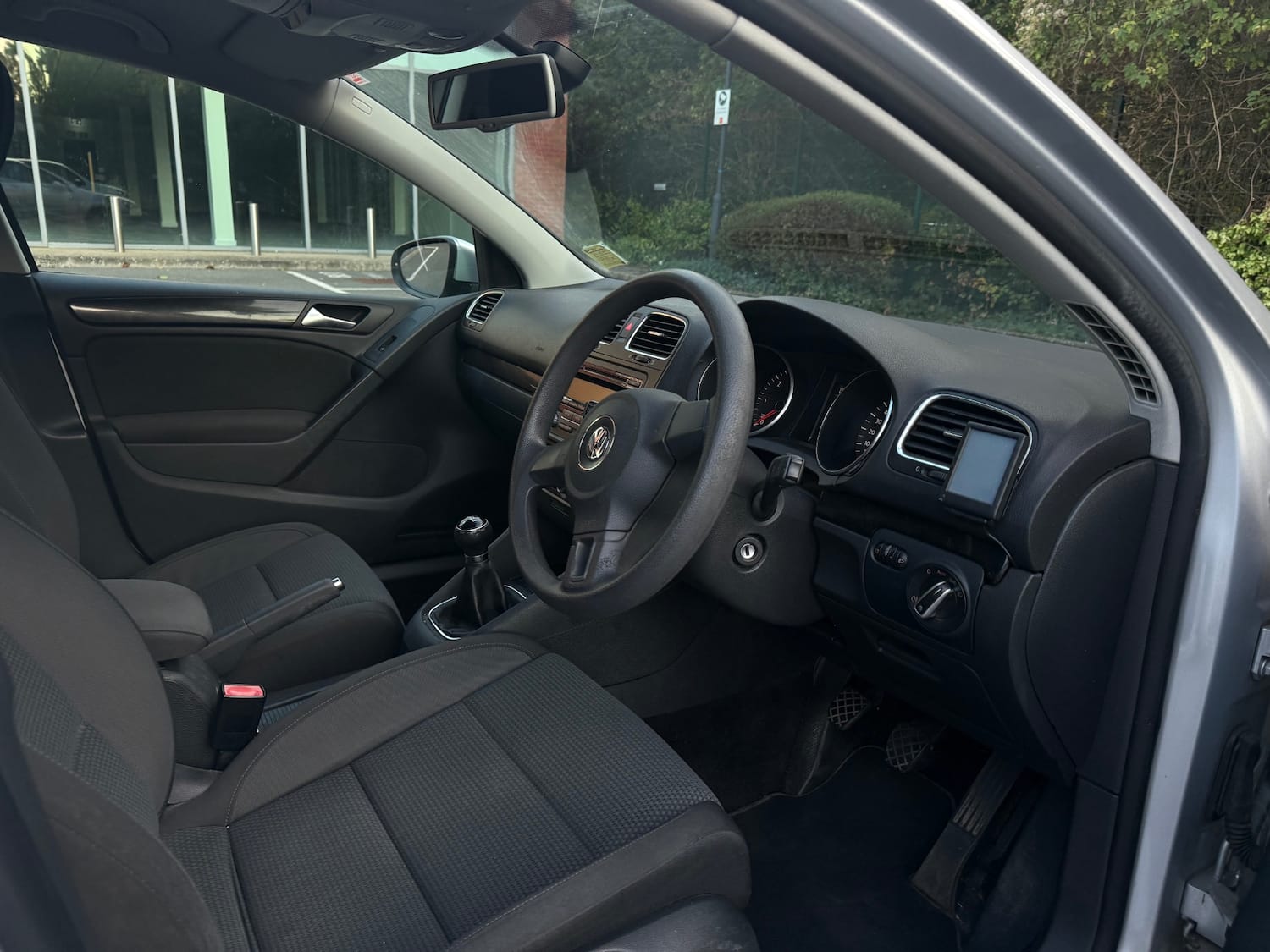 Volkswagen Golf 2.0 TDI SE Hatchback 5dr Diesel Manual Euro 5 (110 ps) — photo 18 of 32