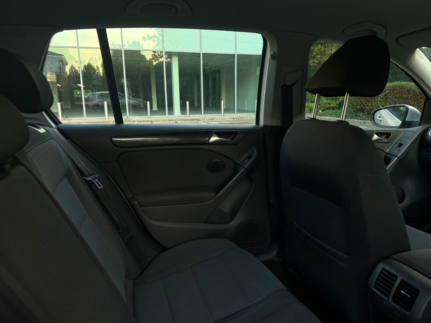 Volkswagen Golf 2.0 TDI SE Hatchback 5dr Diesel Manual Euro 5 (110 ps) — photo 26 of 32