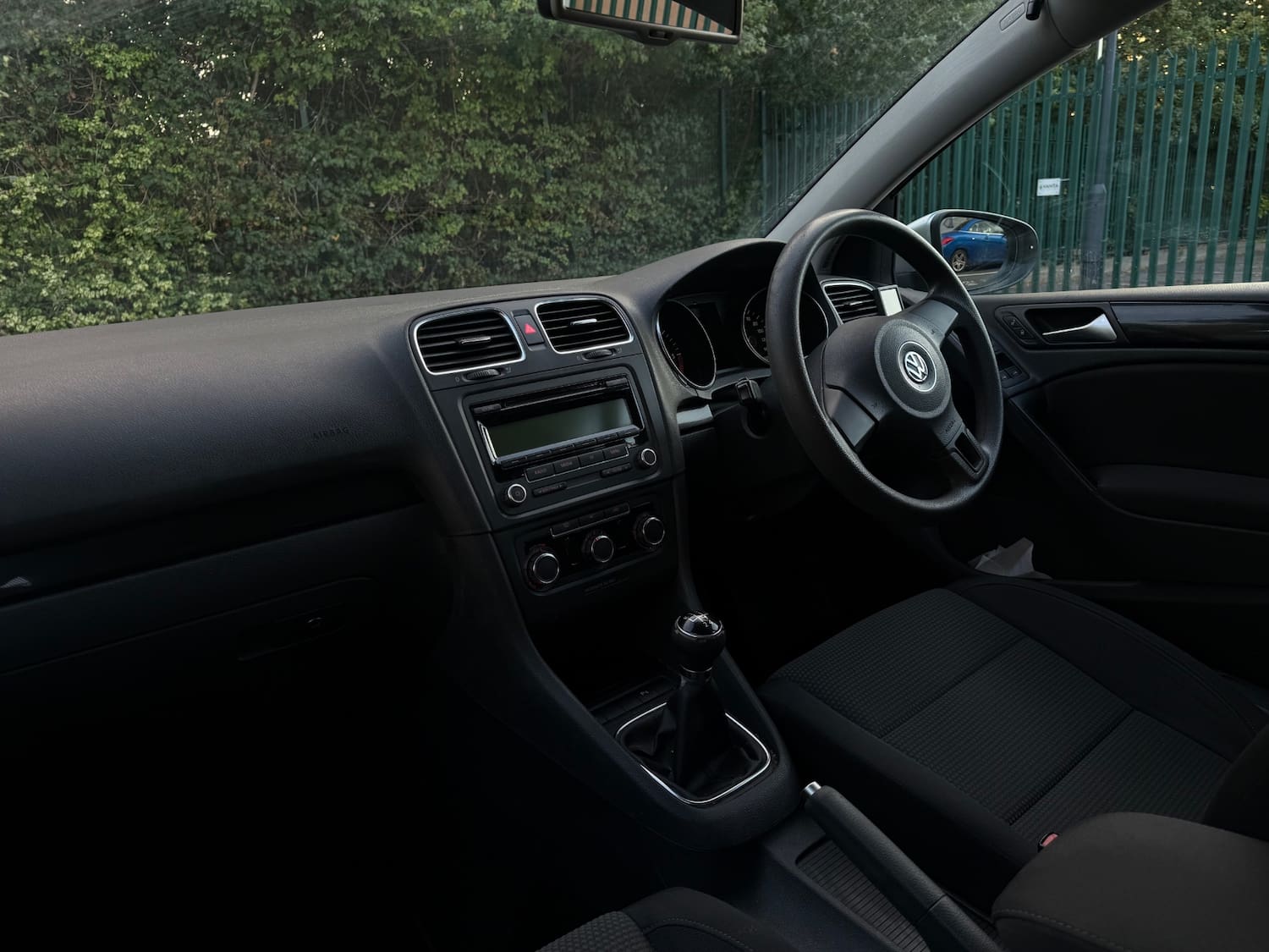 Volkswagen Golf 2.0 TDI SE Hatchback 5dr Diesel Manual Euro 5 (110 ps) — photo 32 of 32