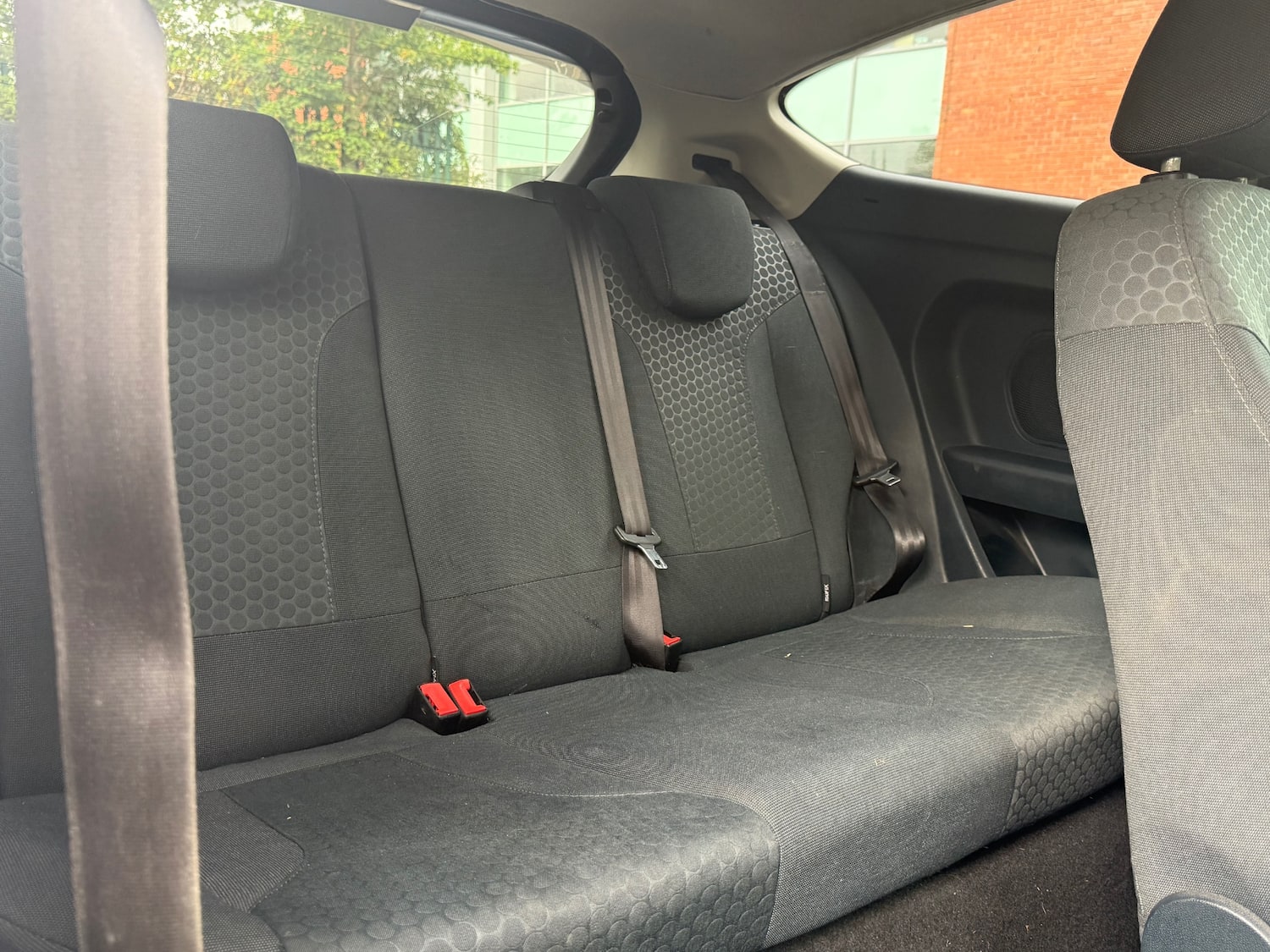 Ford Fiesta 1.6 Zetec S Hatchback 3dr Petrol Manual (139 g/km, 118 bhp) — photo 19 of 22