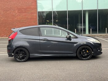 Used Ford Fiesta 2010 for sale - 79564483: Photo
