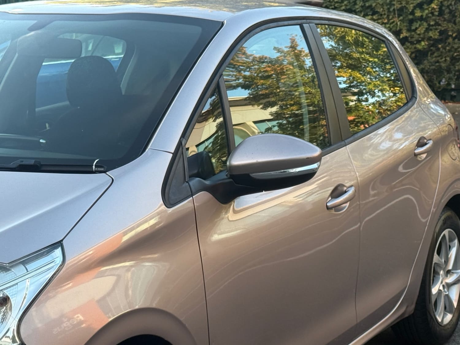 Peugeot 208 1.2 VTi Active Hatchback 5dr Petrol Manual Euro 5 (82 ps) — photo 18 of 39