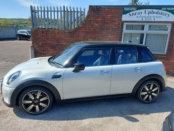 Used MINI Hatch 2023 for sale - 78371978: Photo