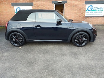 Used MINI Convertible 2023 for sale - 77364811: Photo