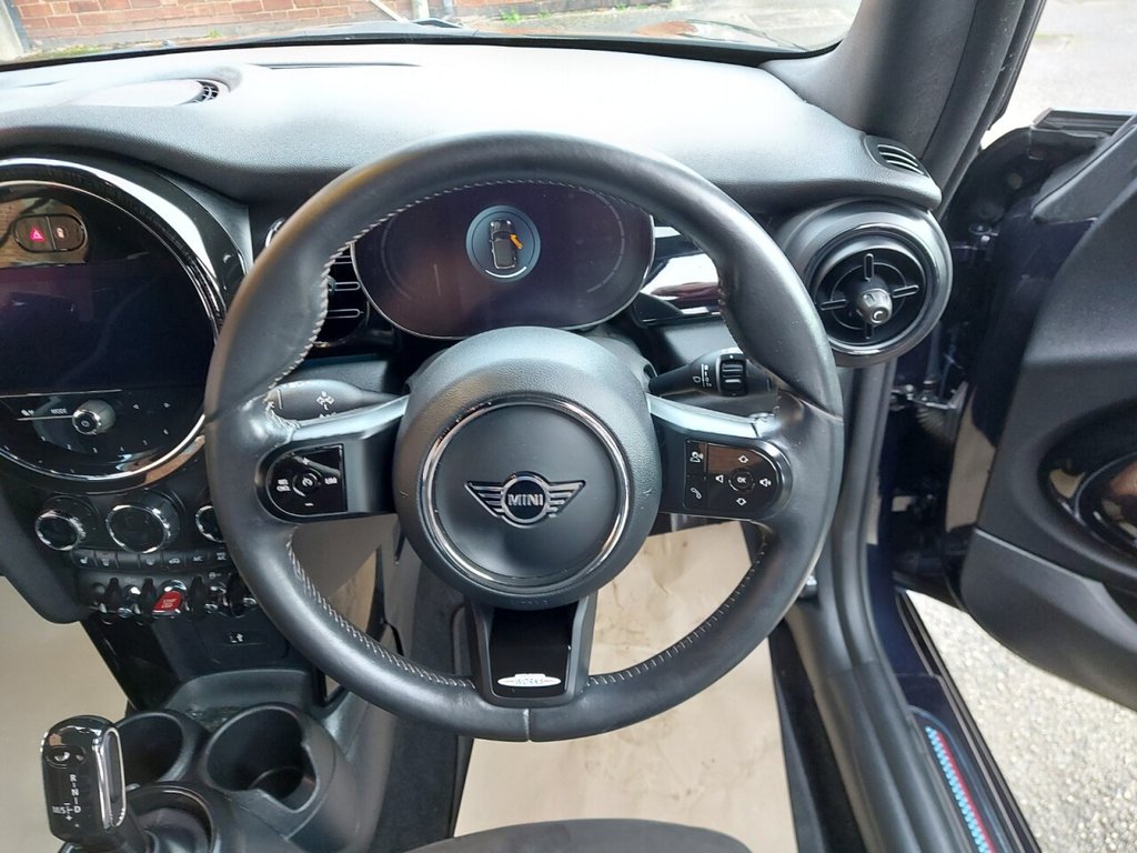 Used MINI Convertible 2023 for sale - 77364811: Photo 7