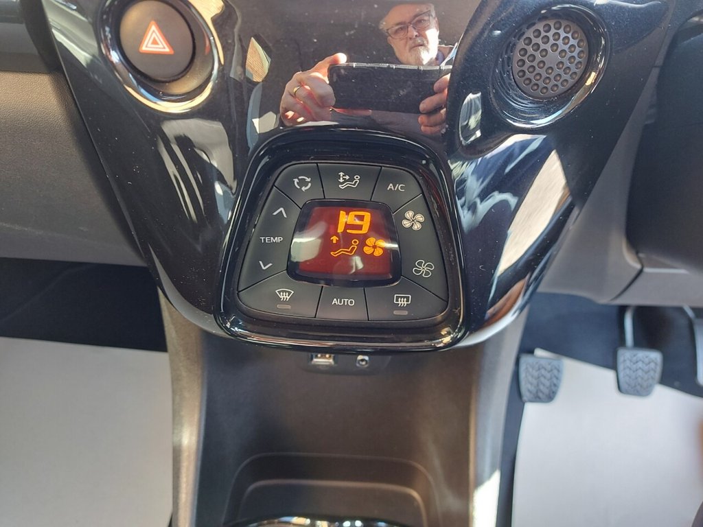 Used Toyota AYGO 2017 for sale - 77936350: Photo 10