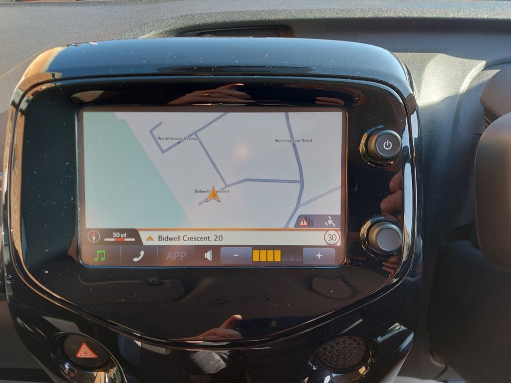 Used Toyota AYGO 2017 for sale - 77936350: Photo 11