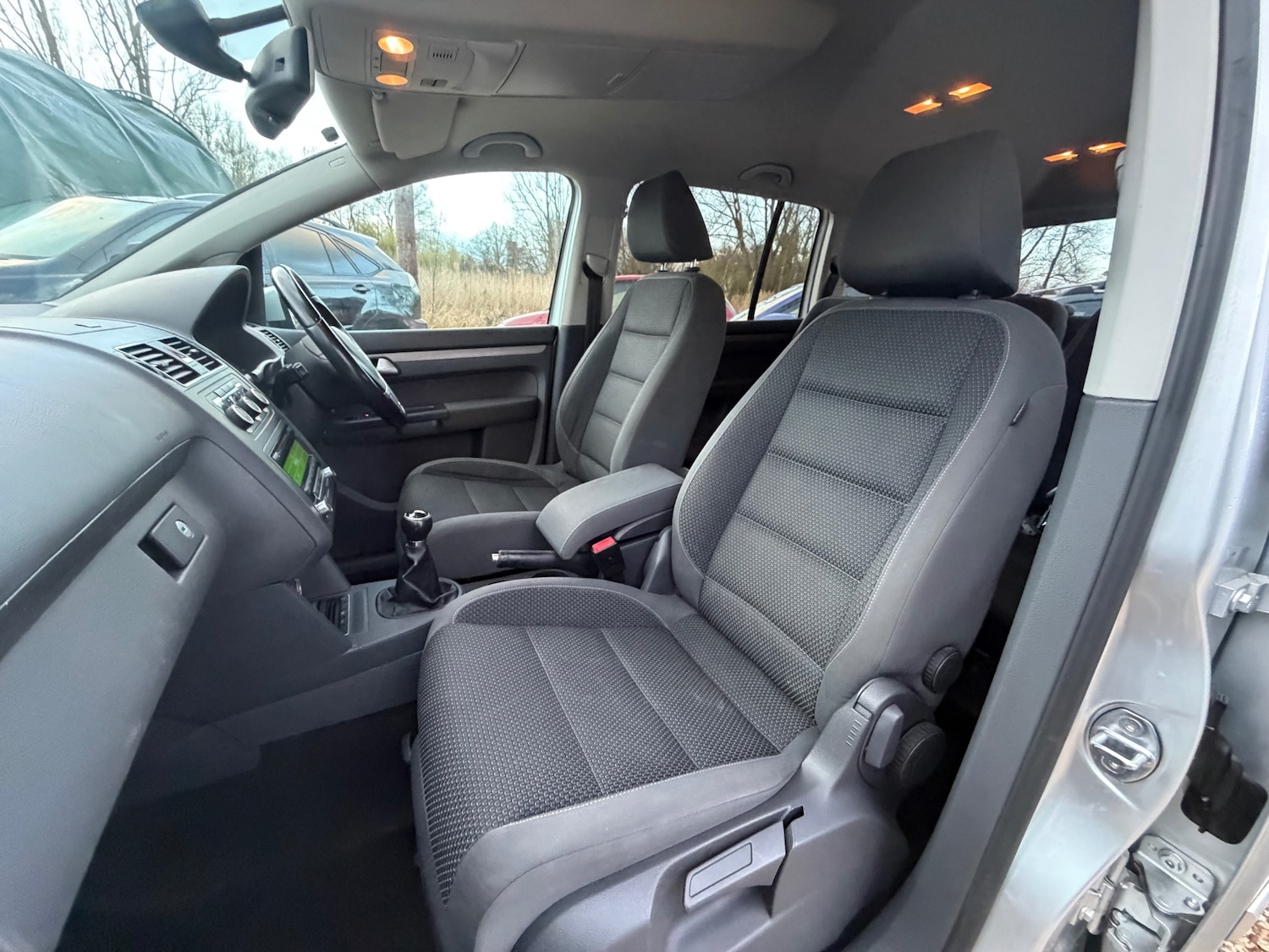 Used Volkswagen Touran 2012 for sale - 77888390: Photo 12