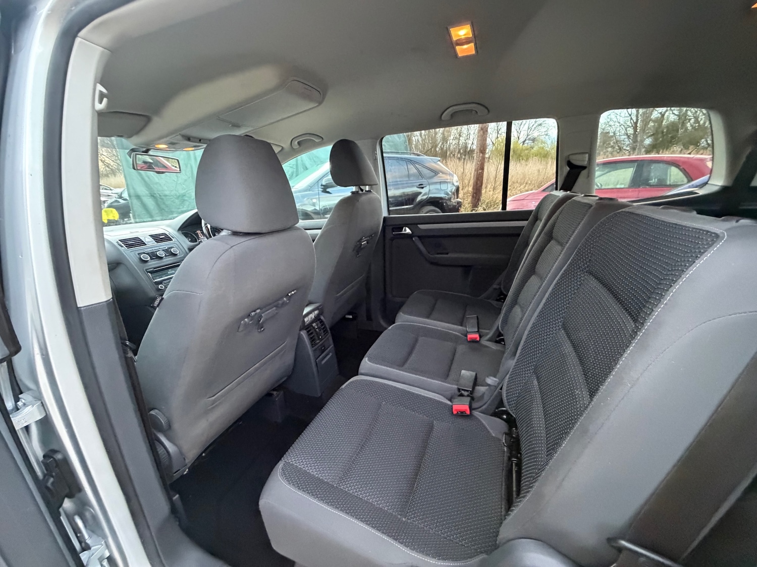 Used Volkswagen Touran 2012 for sale - 77888390: Photo 15