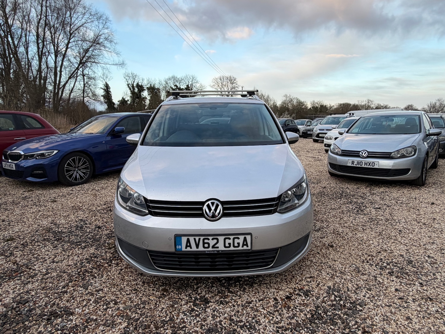 Used Volkswagen Touran 2012 for sale - 77888390: Photo 2