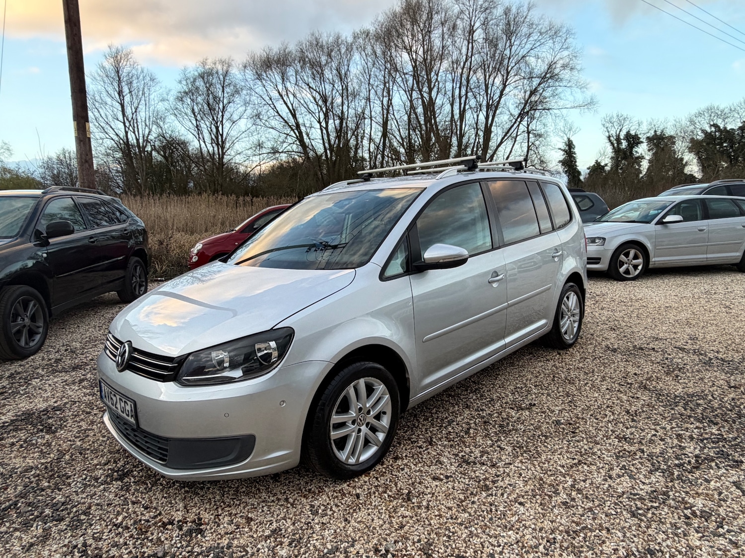 Used Volkswagen Touran 2012 for sale - 77888390: Photo 3