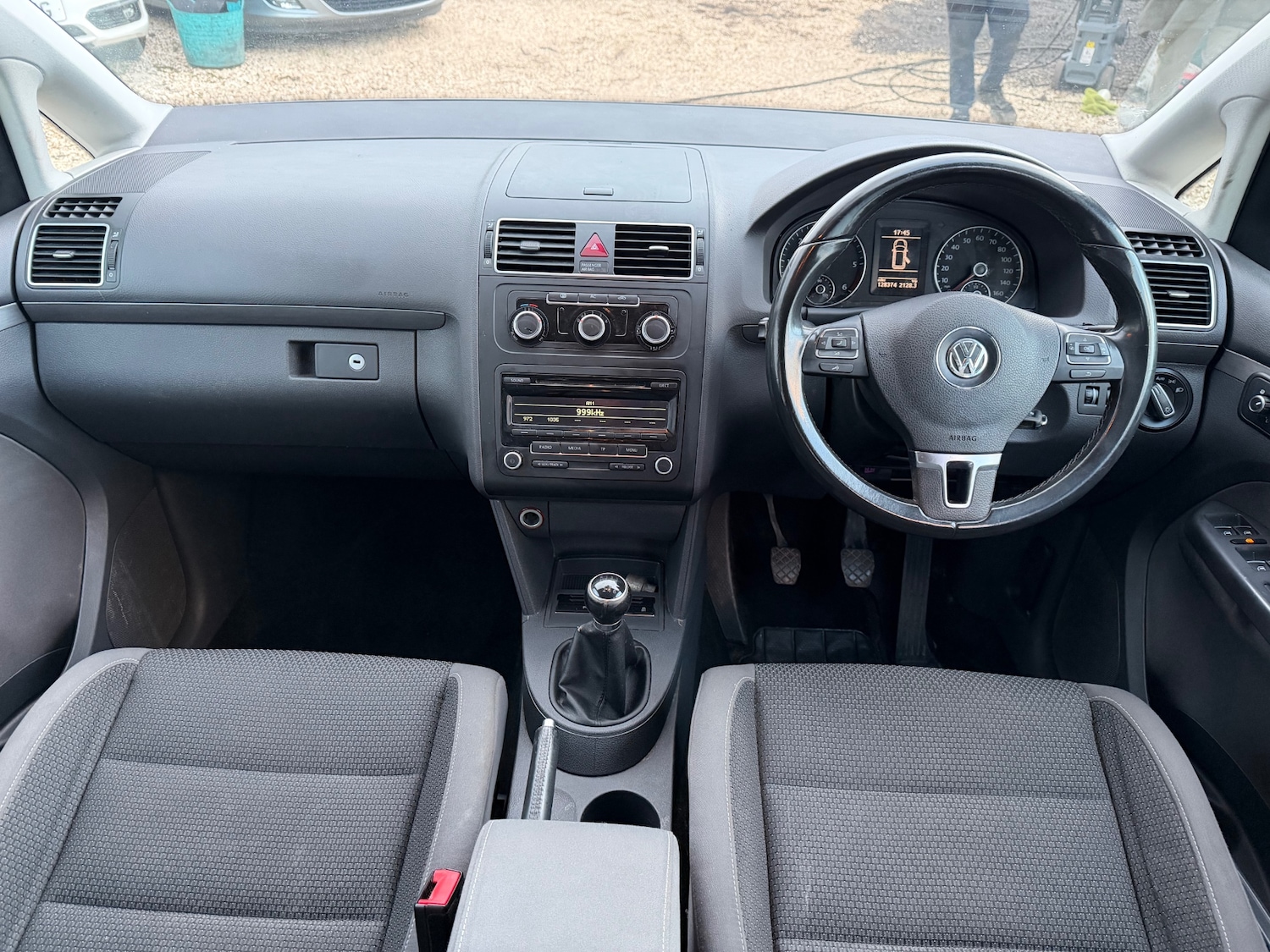 Used Volkswagen Touran 2012 for sale - 77888390: Photo 9