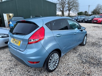 Used Ford Fiesta 2010 for sale - 77888354: Photo
