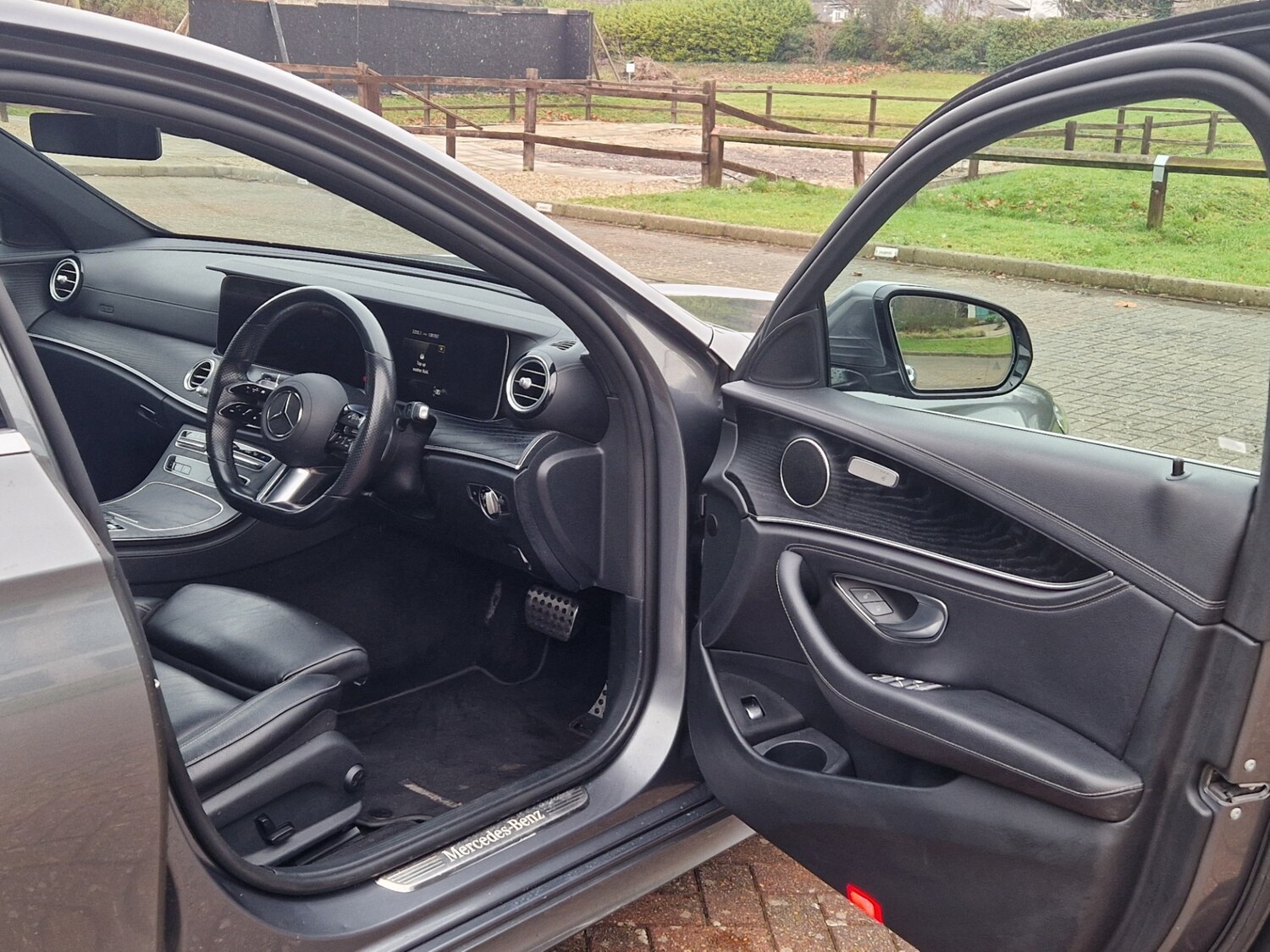 Used Mercedes-Benz E Class 2021 for sale - 77855599: Photo 10