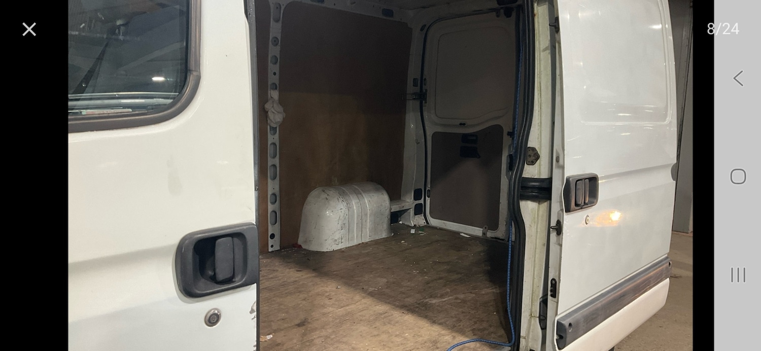 Used Renault Master 2001 for sale - 77840777: Photo 8