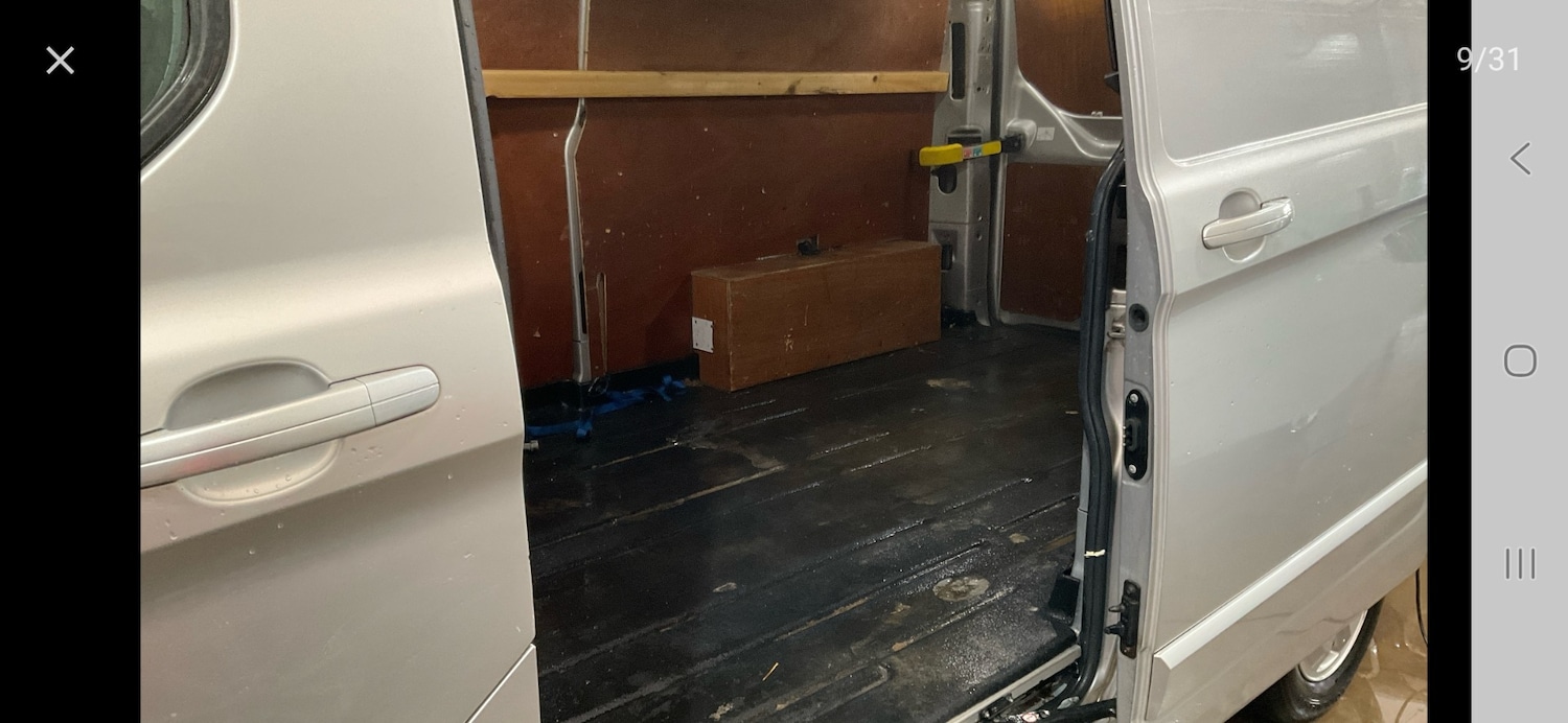 Used Ford Transit Custom 2015 for sale - 77840851: Photo 10