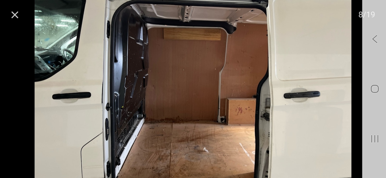 Used Ford Transit Custom 2015 for sale - 77837153: Photo 8