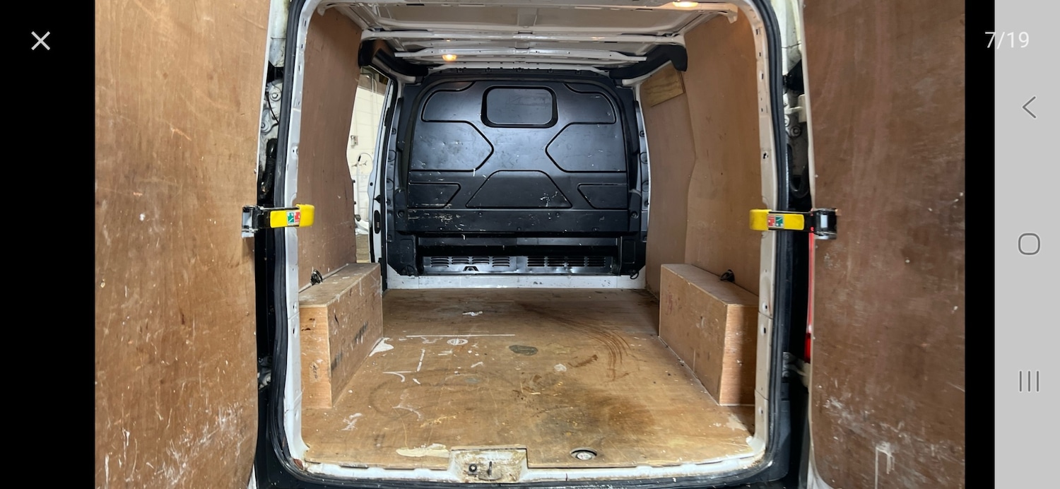 Used Ford Transit Custom 2015 for sale - 77837153: Photo 9