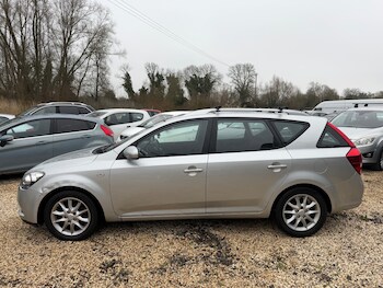 Used Kia Ceed 2009 for sale - 77837419: Photo