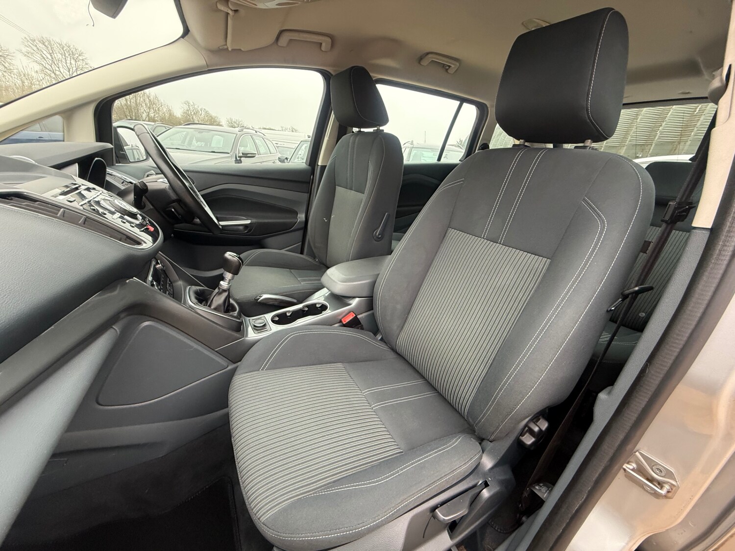 Used Ford Grand C-Max 2013 for sale - 77837350: Photo 16