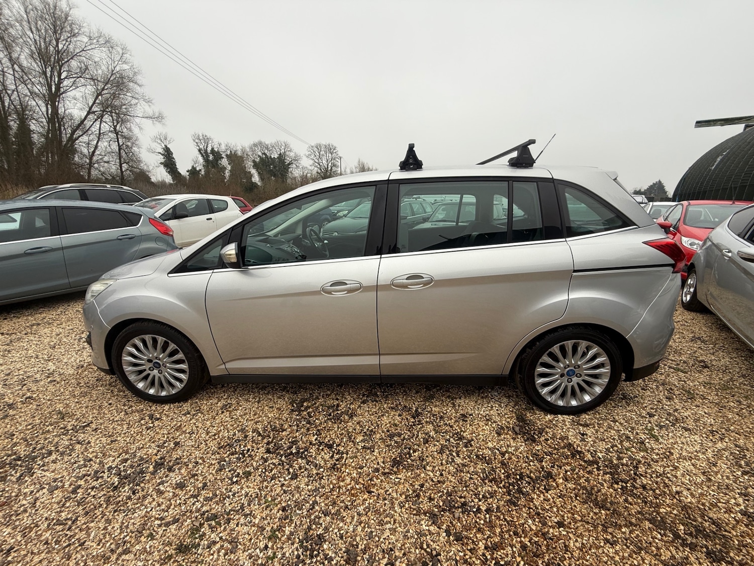 Used Ford Grand C-Max 2013 for sale - 77837350: Photo 4