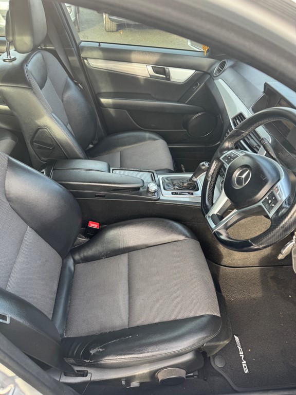 Used Mercedes-Benz C Class 2011 for sale - 77075182: Photo 8