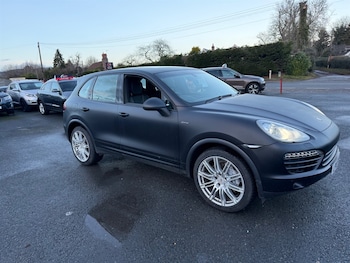 Used Porsche Cayenne 2010 for sale - 77235659: Photo