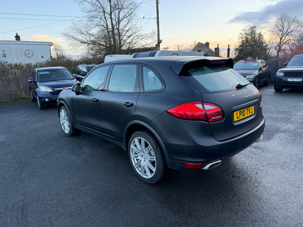 Used Porsche Cayenne 2010 for sale - 77235659: Photo 4