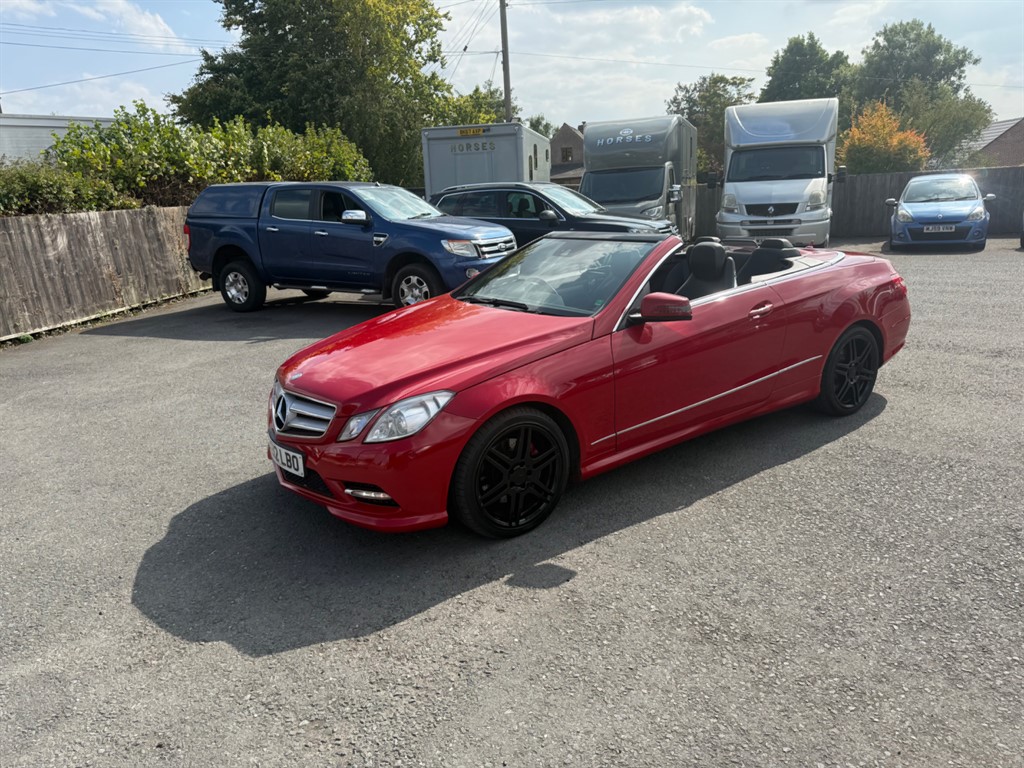 Used Mercedes-Benz E Class 2012 for sale - 76384950: Photo 3