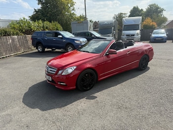Used Mercedes-Benz E Class 2012 for sale - 76384950: Photo