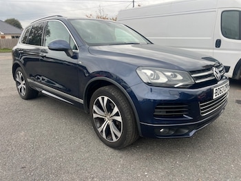 Used Volkswagen Touareg 2013 for sale - 76384954: Photo