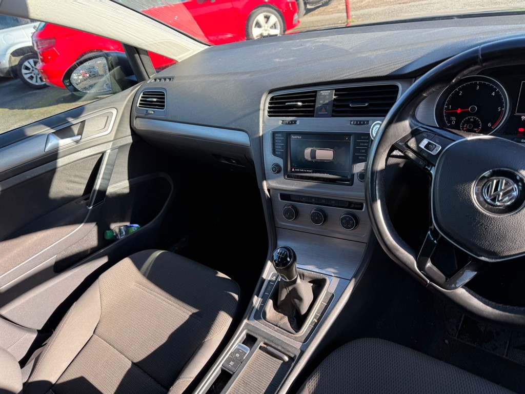 Used Volkswagen Golf 2015 for sale - 77499869: Photo 9