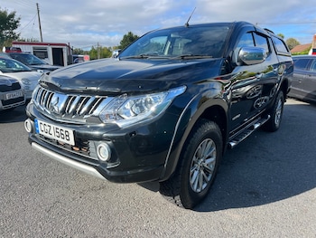 Used Mitsubishi L200 2016 for sale - 76384956: Photo