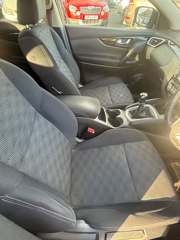 Used Nissan Qashqai 2015 for sale - 77075203: Photo 8