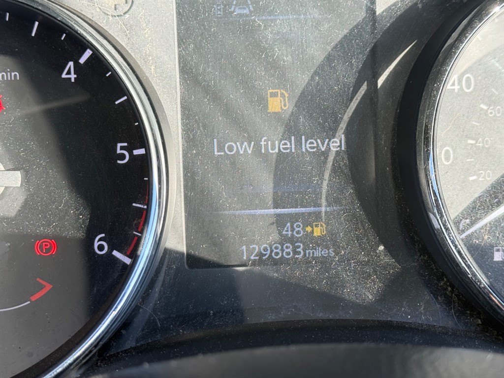 Used Nissan Qashqai 2015 for sale - 77075203: Photo 9