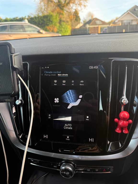 Used Volvo V60 2019 for sale - 77071221: Photo 9