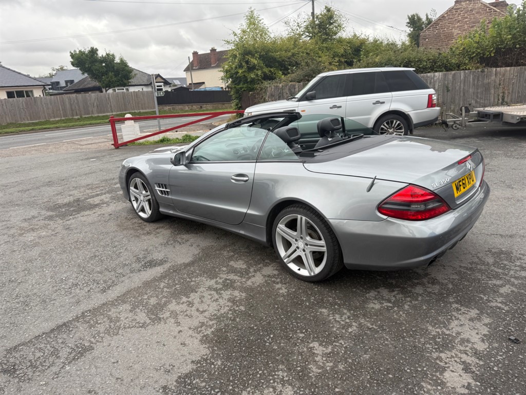 Used Mercedes-Benz SL 2011 for sale - 77075186: Photo 4