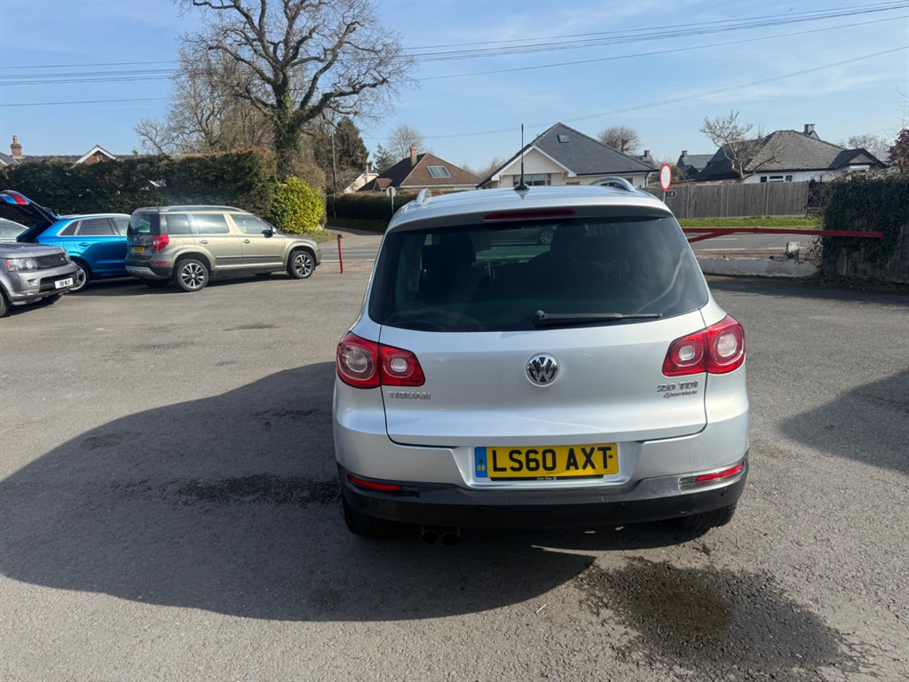 Used Volkswagen Tiguan 2010 for sale - 77075168: Photo 5