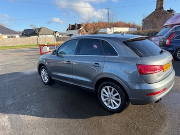 Used Audi Q3 2012 for sale - 77450103: Photo
