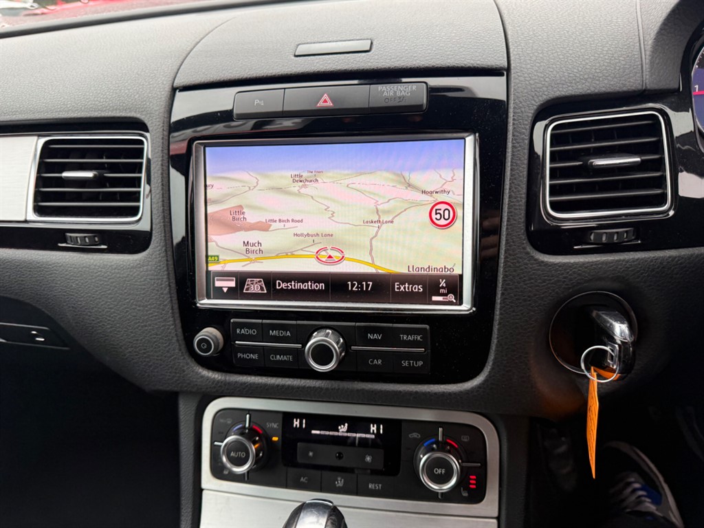 Used Volkswagen Touareg 2013 for sale - 77476693: Photo 9